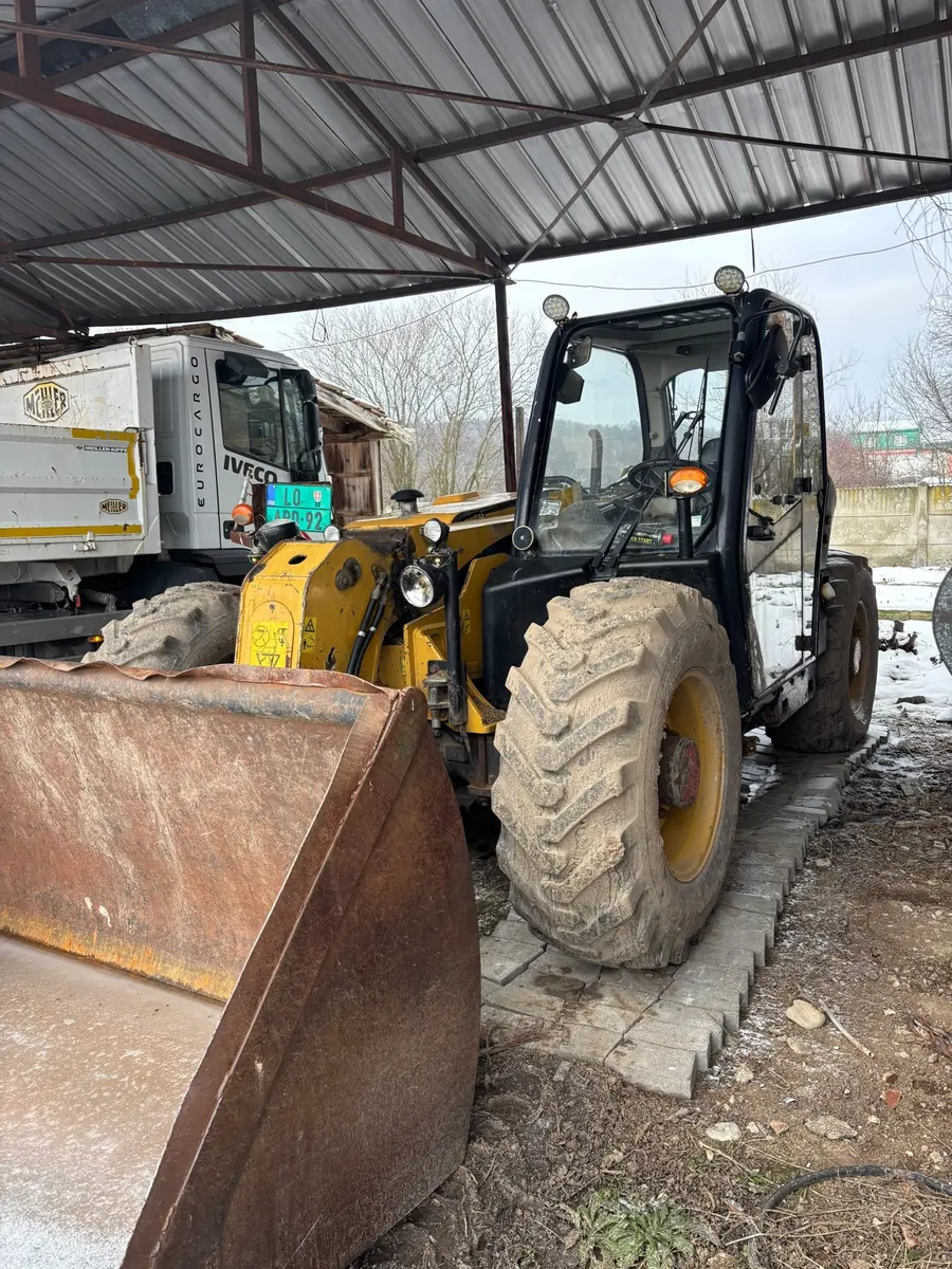 Telehandler utovarivač